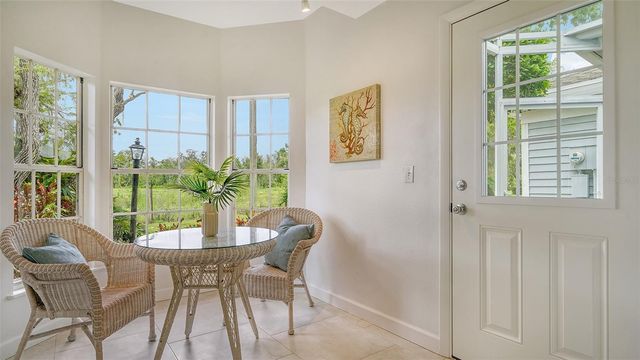 6467 CARRINGTON CIRCLE 43, Sarasota, FL 34238