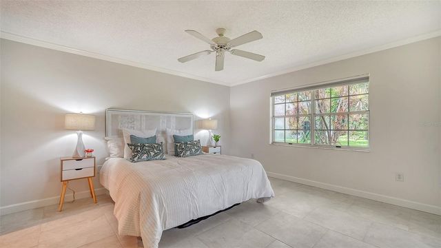 6467 CARRINGTON CIRCLE 43, Sarasota, FL 34238