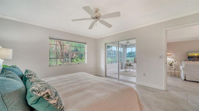 6467 CARRINGTON CIRCLE 43, Sarasota, FL 34238