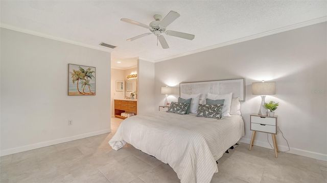 6467 CARRINGTON CIRCLE 43, Sarasota, FL 34238