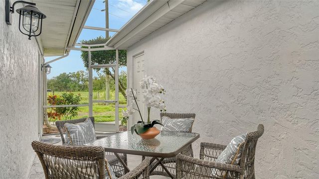 6467 CARRINGTON CIRCLE 43, Sarasota, FL 34238