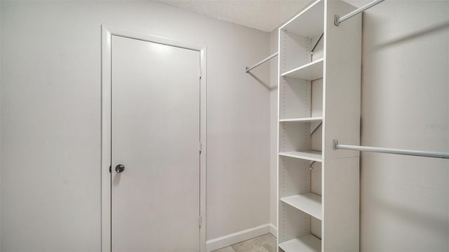 6467 CARRINGTON CIRCLE 43, Sarasota, FL 34238