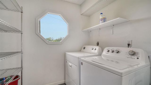 6467 CARRINGTON CIRCLE 43, Sarasota, FL 34238