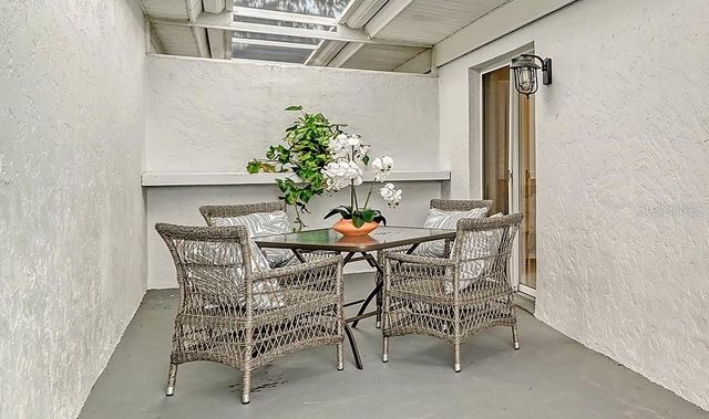 6467 CARRINGTON CIRCLE 43, Sarasota, FL 34238