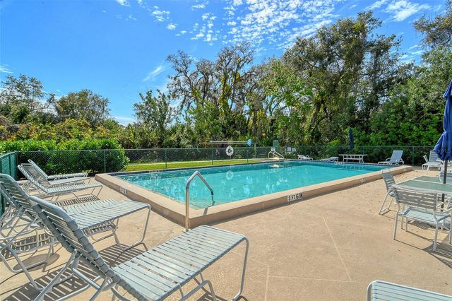 6467 CARRINGTON CIRCLE 43, Sarasota, FL 34238