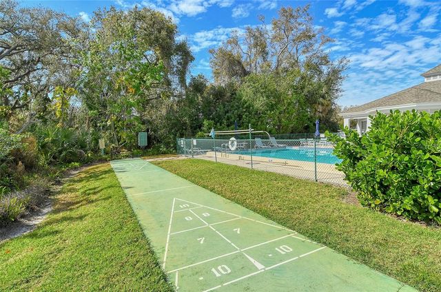 6467 CARRINGTON CIRCLE 43, Sarasota, FL 34238