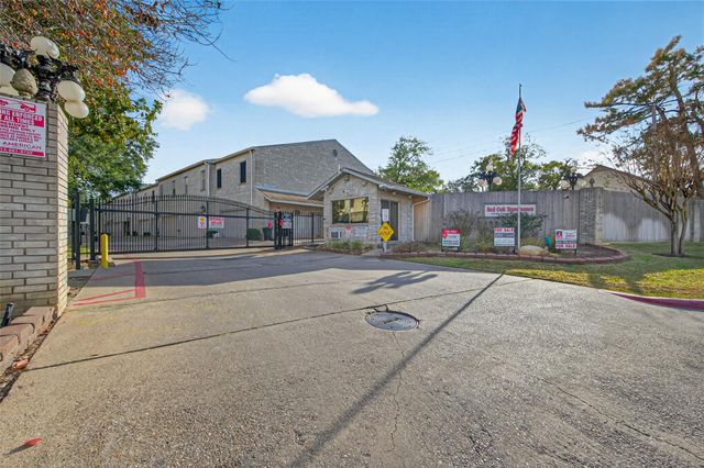 17461 Red Oak Drive 7461, Houston, TX 77090