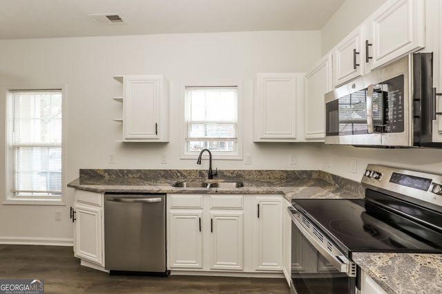 2555 Flat Shoals Road 3005, Atlanta, GA 30349