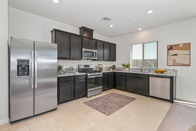 12762 Scholarly Way, Rancho Cordova, CA 95742