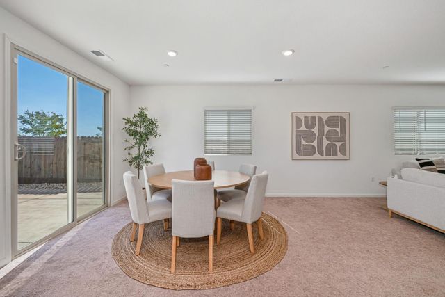 12762 Scholarly Way, Rancho Cordova, CA 95742