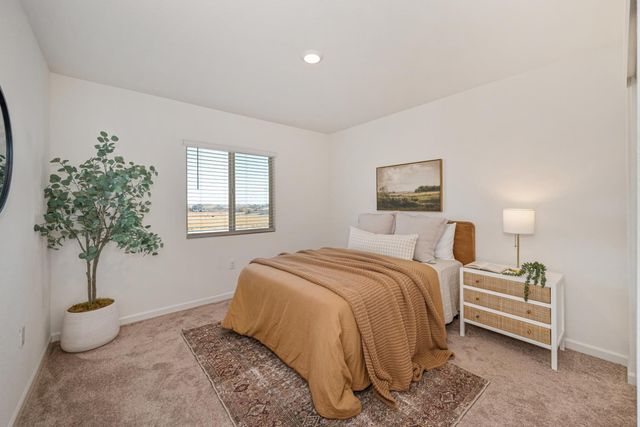 12762 Scholarly Way, Rancho Cordova, CA 95742
