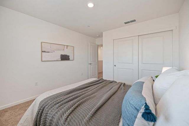 12762 Scholarly Way, Rancho Cordova, CA 95742