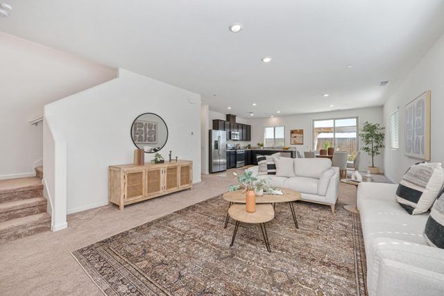 12762 Scholarly Way, Rancho Cordova, CA 95742
