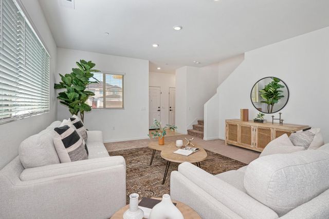 12762 Scholarly Way, Rancho Cordova, CA 95742