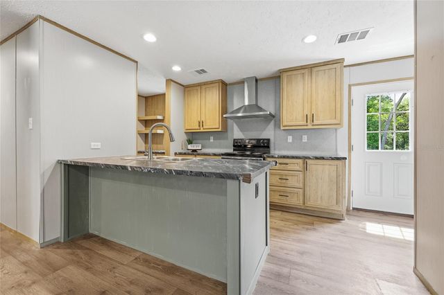 14270 NW 79TH COURT, Trenton, FL 32693