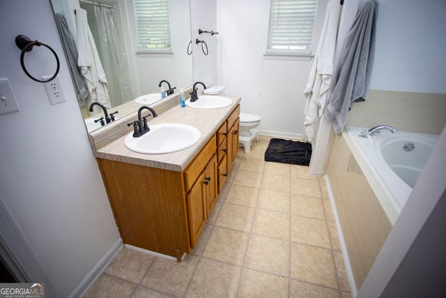 306 Old Gettysburg Way, Dallas, GA 30157