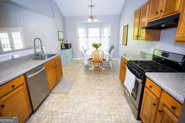 306 Old Gettysburg Way, Dallas, GA 30157