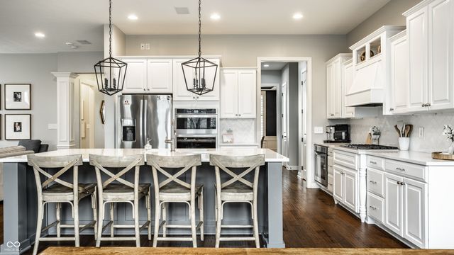 3800 Abney Point Drive, Zionsville, IN 46077