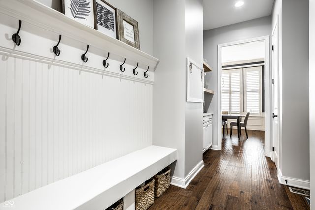 3800 Abney Point Drive, Zionsville, IN 46077