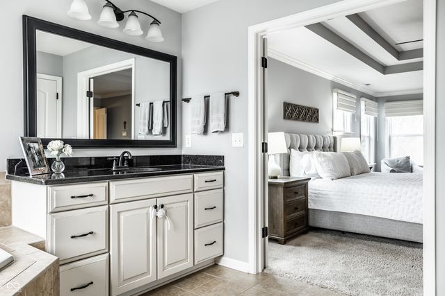 3800 Abney Point Drive, Zionsville, IN 46077