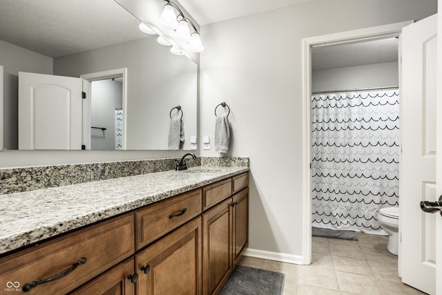 3800 Abney Point Drive, Zionsville, IN 46077