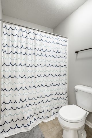 3800 Abney Point Drive, Zionsville, IN 46077