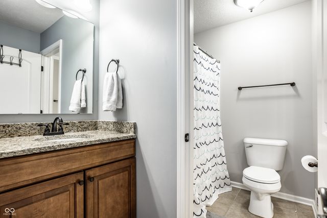 3800 Abney Point Drive, Zionsville, IN 46077