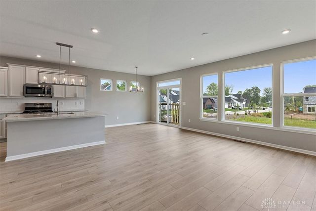 10 Annie Grove Lane, Springboro, OH 45066