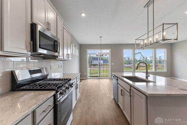 10 Annie Grove Lane, Springboro, OH 45066