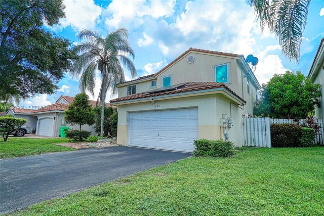 1039 NW 124th Ter, Sunrise, FL 33323