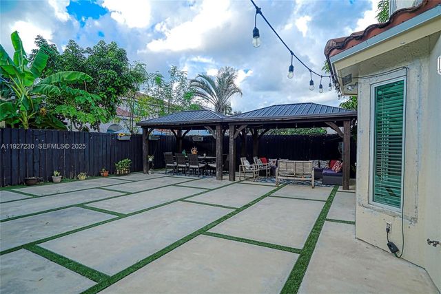 1039 NW 124th Ter, Sunrise, FL 33323