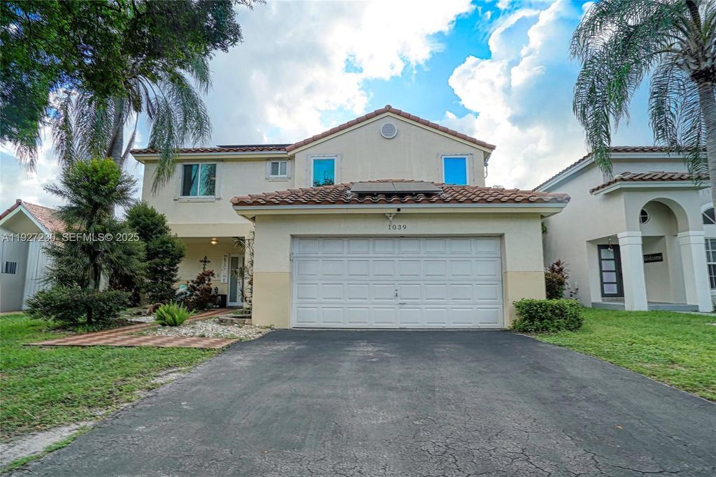 1039 NW 124th Ter, Sunrise, FL 33323