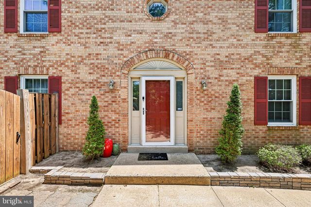 15582 TRAVERSER CT, Woodbridge, VA 22193
