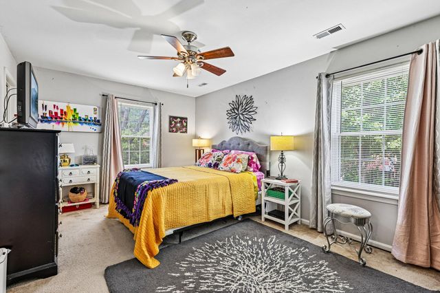 15582 TRAVERSER CT, Woodbridge, VA 22193