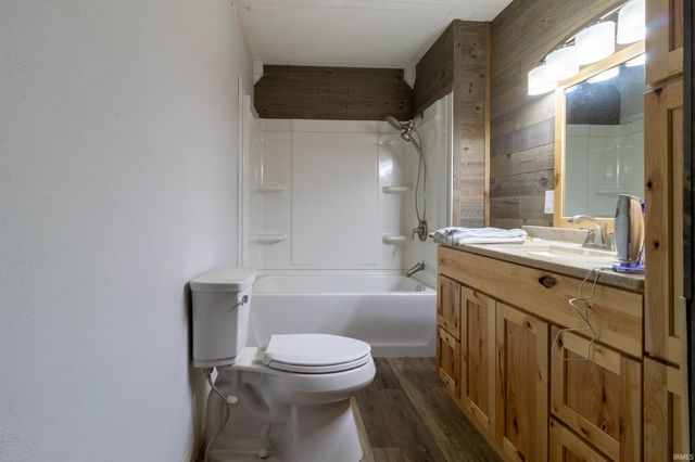 30046 Westlake Drive, Elkhart, IN 46514
