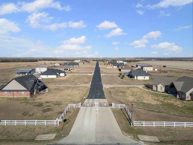 184 Angus Court, Itasca, TX 76055