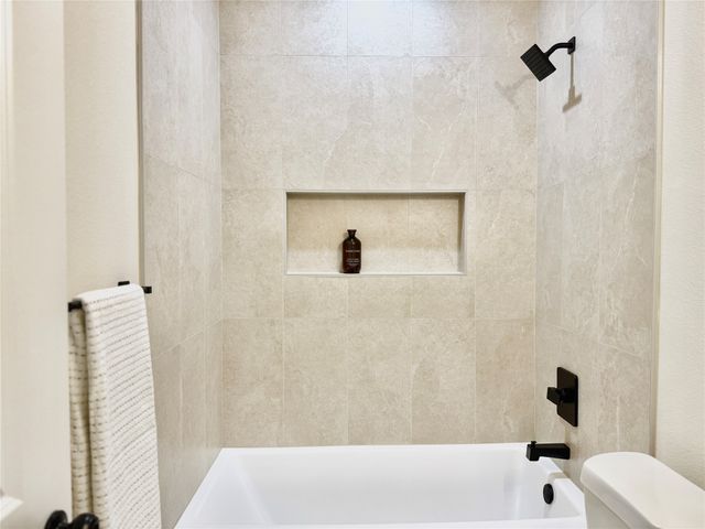 2500 Lakeridge Drive, Granbury, TX 76048