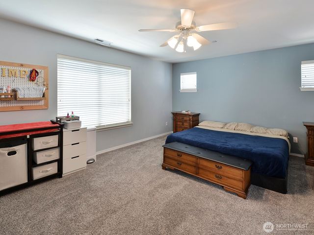 3073 Hoffman Hill Boulevard, Dupont, WA 98327