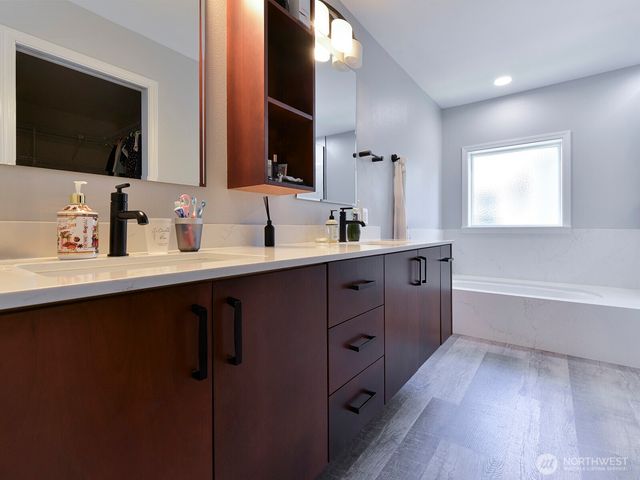 3073 Hoffman Hill Boulevard, Dupont, WA 98327