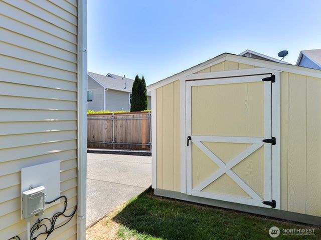 3073 Hoffman Hill Boulevard, Dupont, WA 98327