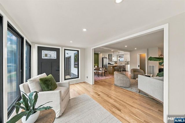 99 Park Avenue, North Arlington, NJ 07031