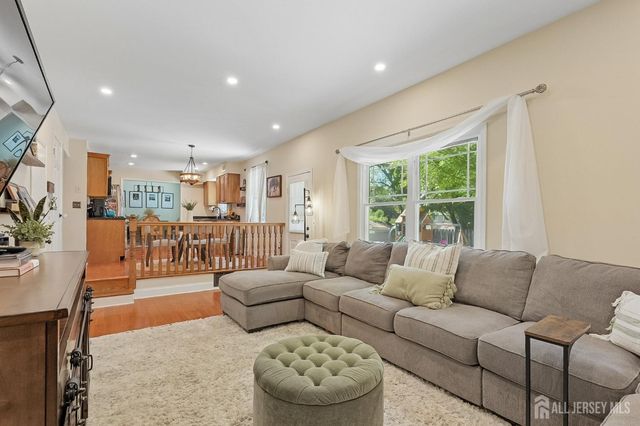 49 Ochs Avenue, Milltown, NJ 08850