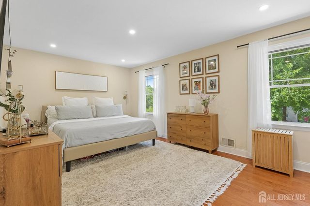 49 Ochs Avenue, Milltown, NJ 08850