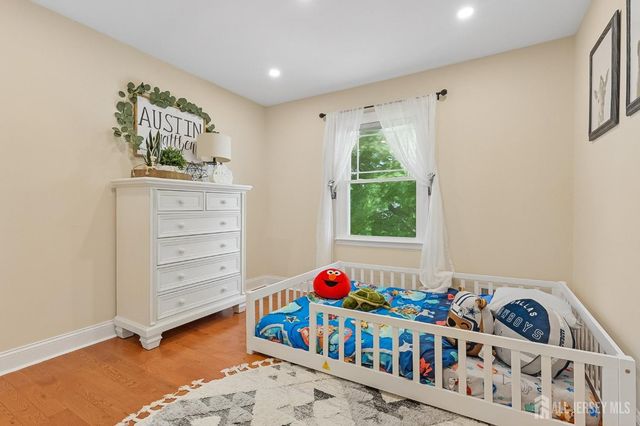 49 Ochs Avenue, Milltown, NJ 08850