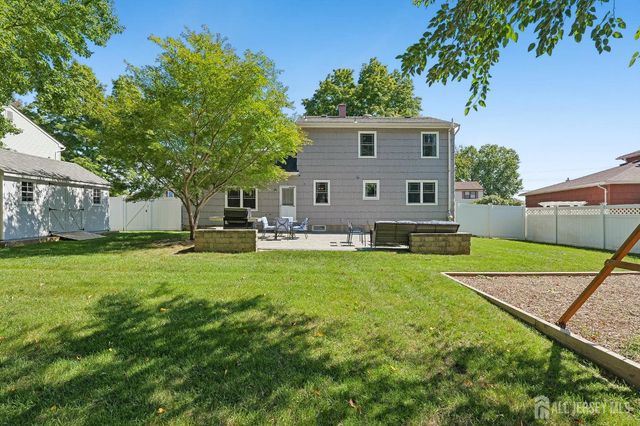 49 Ochs Avenue, Milltown, NJ 08850