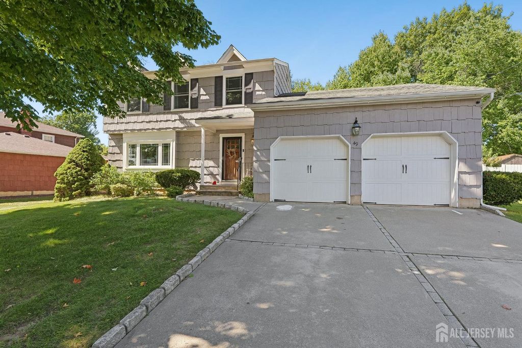 49 Ochs Avenue, Milltown, NJ 08850