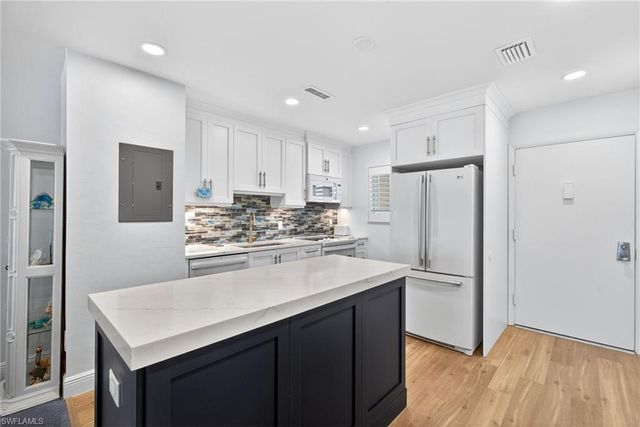 7400 Estero BLVD 404, Fort Myers Beach, FL 33931