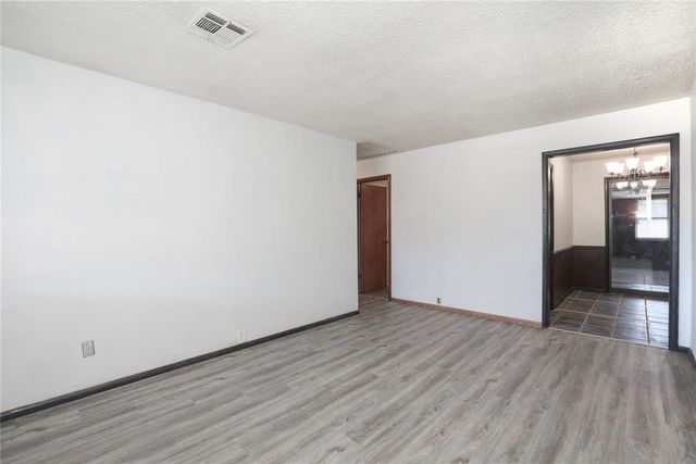 24 SW 54th, Oklahoma City, OK 73109