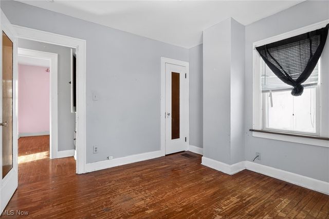 3559 Lloyd Road, Cleveland, OH 44111