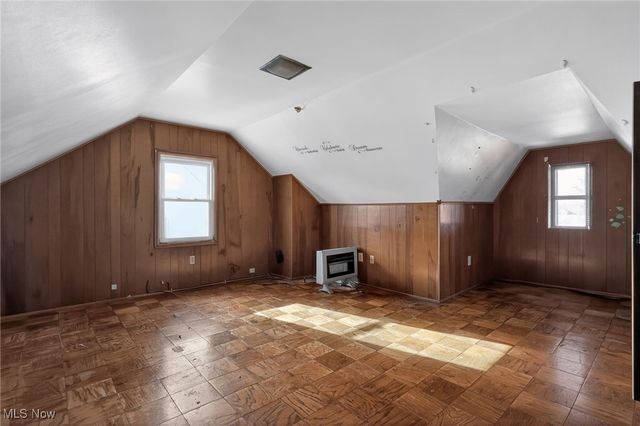 3559 Lloyd Road, Cleveland, OH 44111